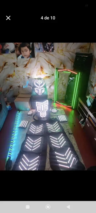 Traje LED luminoso para eventos y fiestas - miniatura 6
