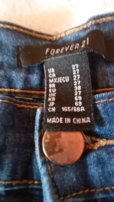 Jeans azul oscuro Forever 21 talla 27 - miniatura 3