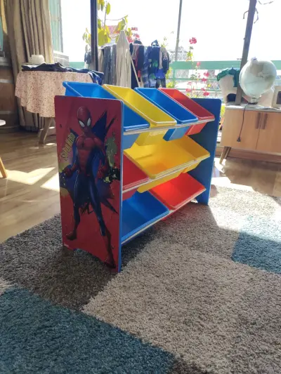 Estante organizador infantil con diseño de superhéroe - miniatura 2