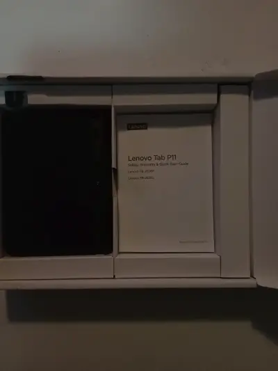 Tablet Lenovo Tab P11 con estación de carga - miniatura 4