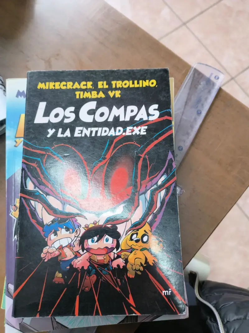 Colección de libros Los Compas de Mikecrack - 4