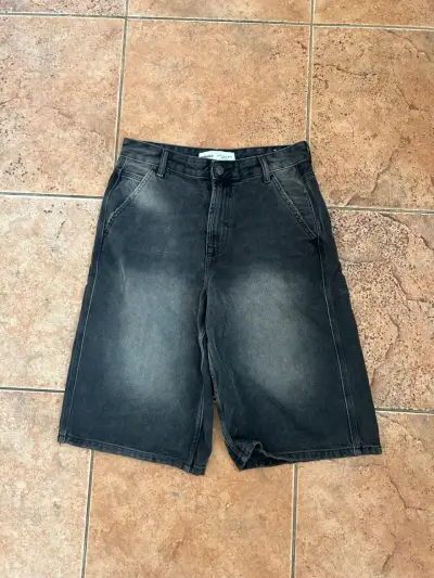 Shorts de mezclilla negros Bershka para hombre - miniatura 3