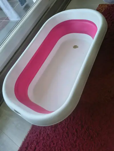 Tina de baño plegable para bebé color rosa - miniatura 1
