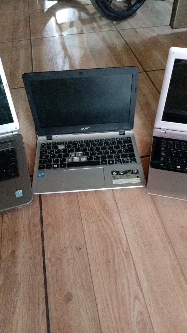 Lote de laptops usadas de varias marcas - 4