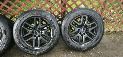 Juego de llantas y neumáticos  Maxxis aro 18 de 8 - miniatura 3