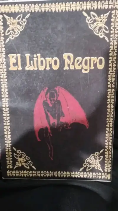 Colección de Libros de Hechizos y Esoterismo - miniatura 4