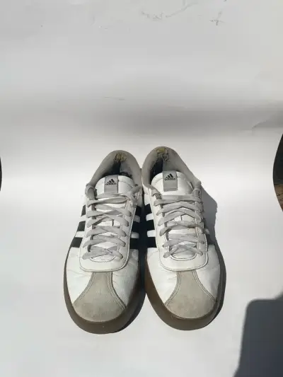 Zapatillas deportivas Adidas blancas con negro - miniatura 2