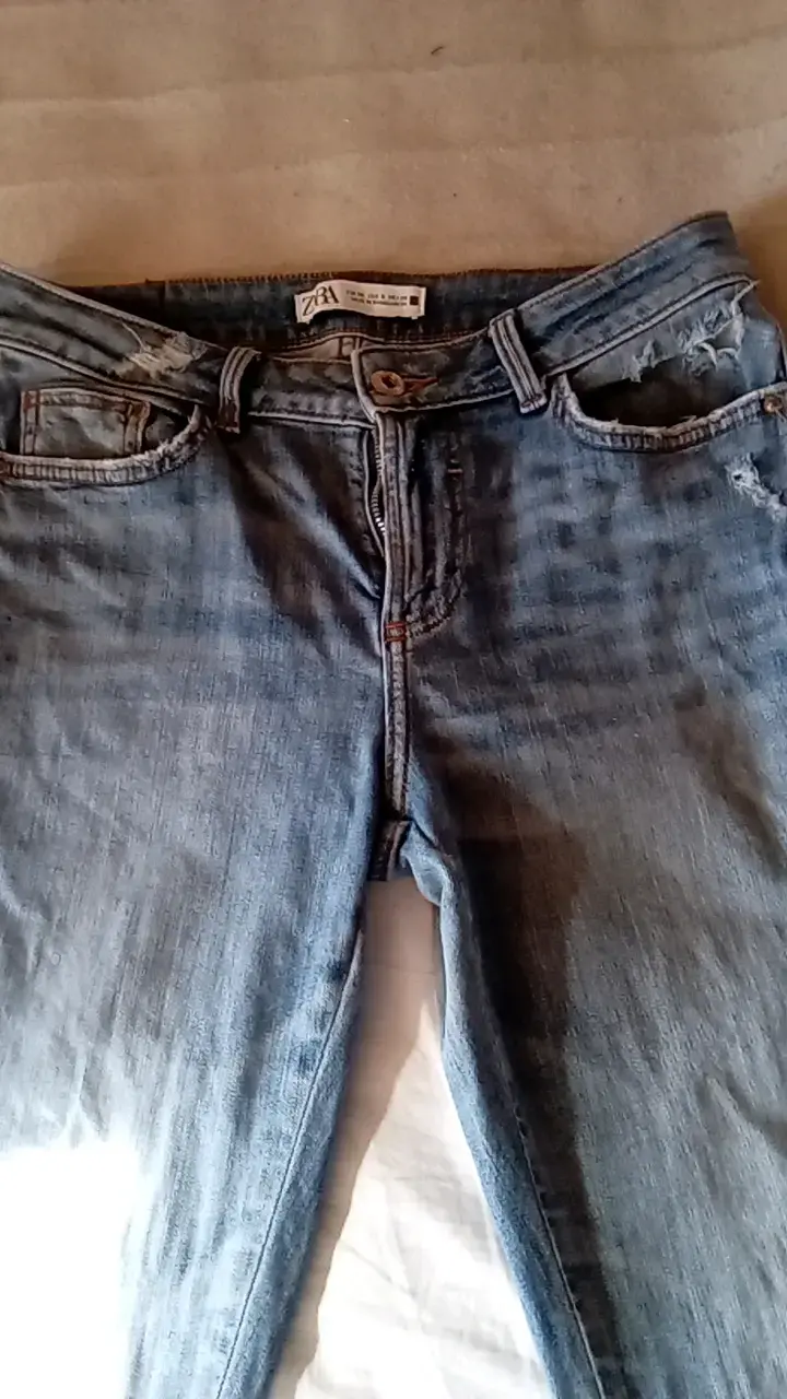 Jeans desgastados para mujer Zara - 3