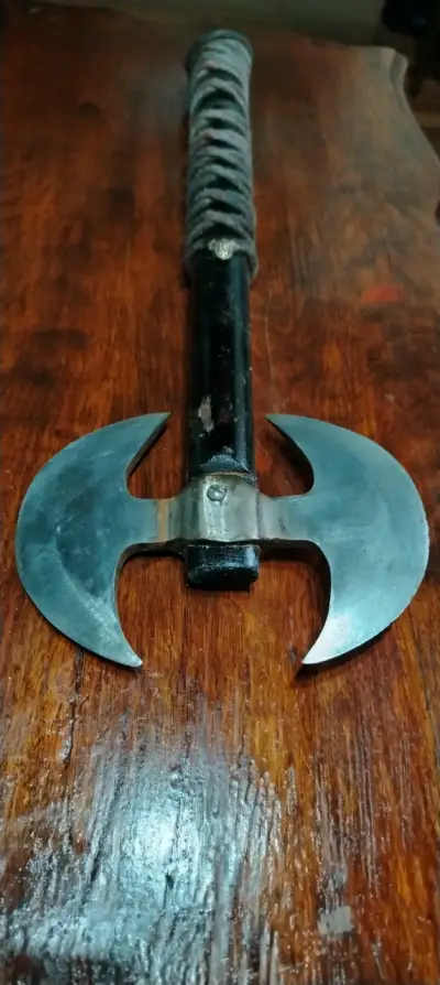 Hacha Doble Hoja Estilo Vikinga Decorativa - miniatura 3
