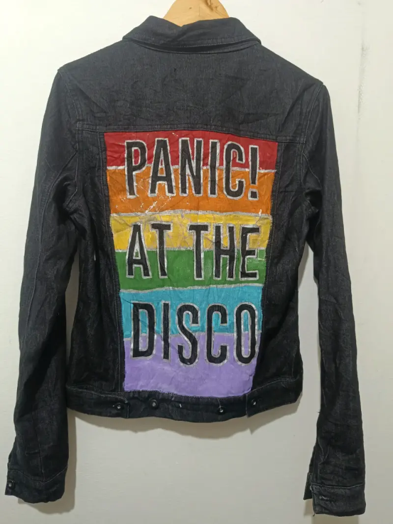 Chaqueta de mezclilla Panic! At The Disco negra - 3