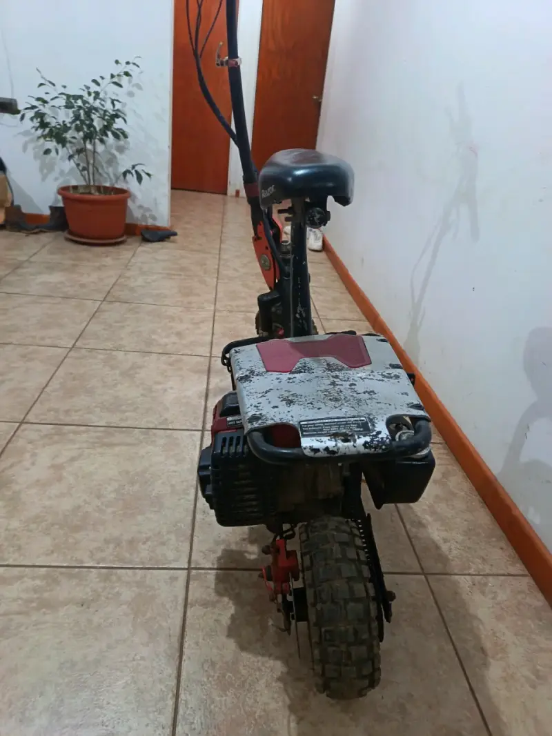 Scooter a motor mezclero Motovox con asiento - 4