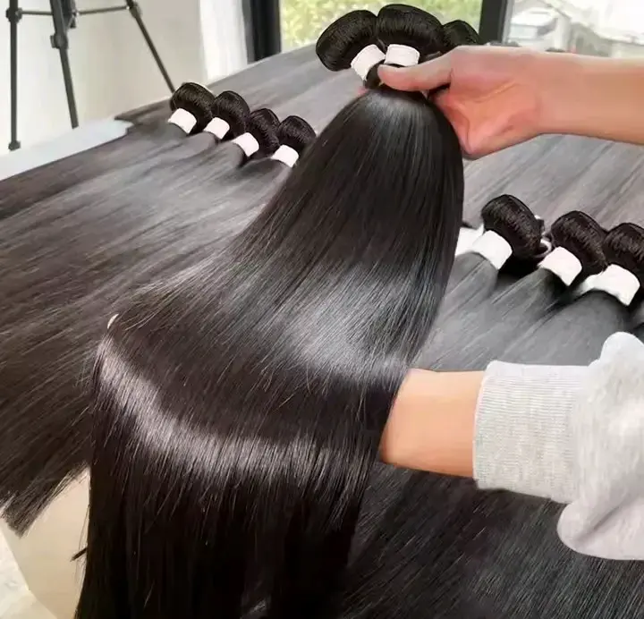 Extensiones de cabello liso negro natural