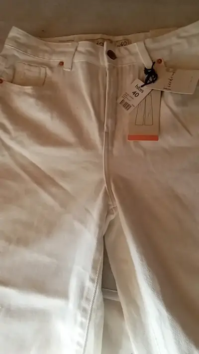 Pantalones culotte blancos Freedom talla 40 - miniatura 1