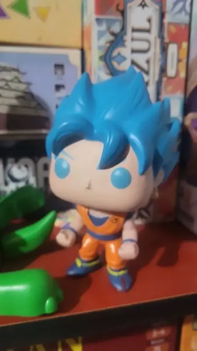 Figura de colección Super Saiyan Blue - miniatura 2