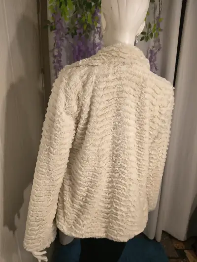 Chaqueta de Peluche Blanca para Mujer - miniatura 4