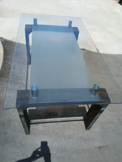 Mesa de comedor con vidrio templado biselado - miniatura 2