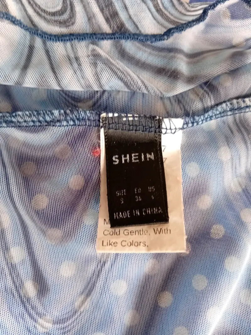 Polera manga larga con diseño abstracto Shein - 2
