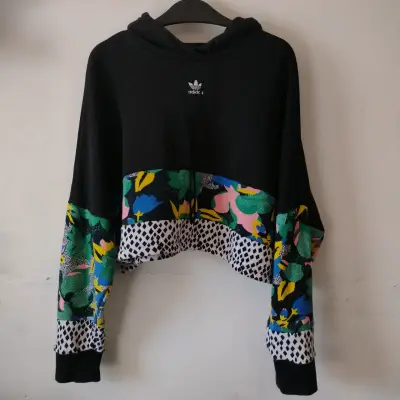 Polerón Adidas con diseño floral para mujer - miniatura 1