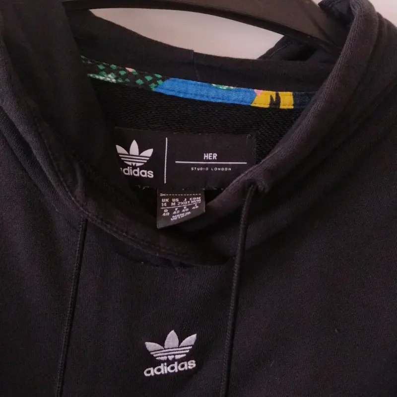 Polerón Adidas con diseño floral para mujer - 3