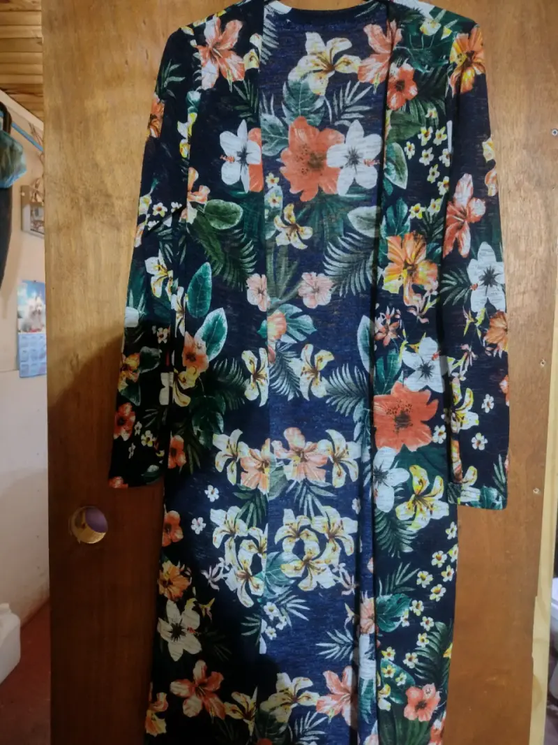 Vendo ropita de mujer y mochilas - 4