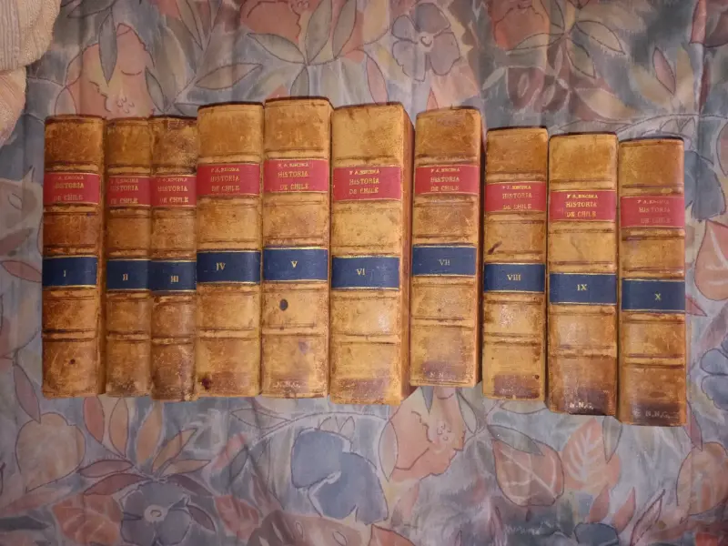 Colección de libros Historia de Chile (1 al 10)