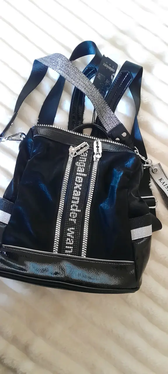 Mochila negra con detalles brillantes KAISHILAN - 1
