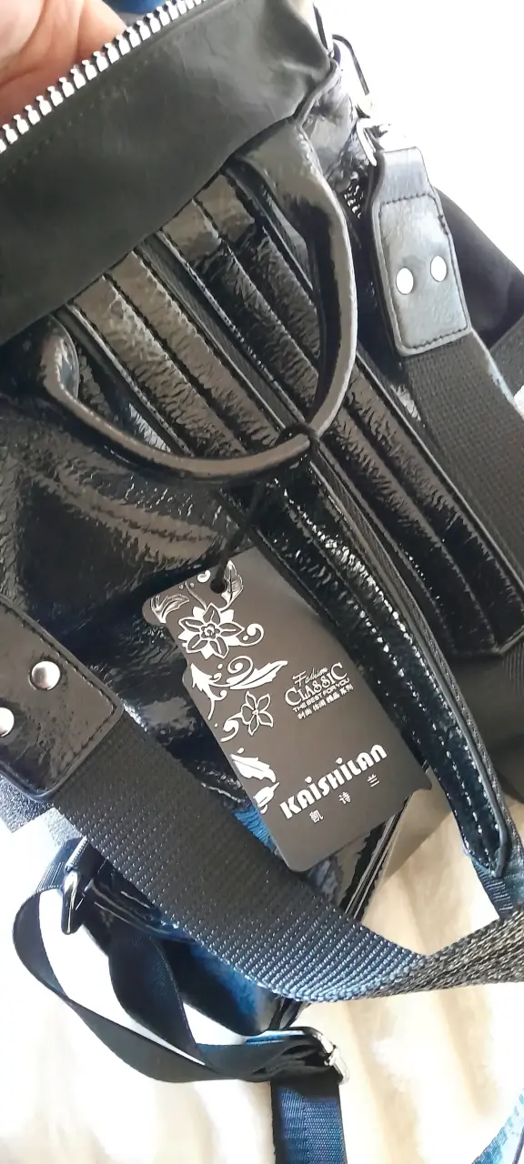 Mochila negra con detalles brillantes KAISHILAN - 6