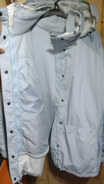 Chaqueta Columbia azul claro impermeable - miniatura 3
