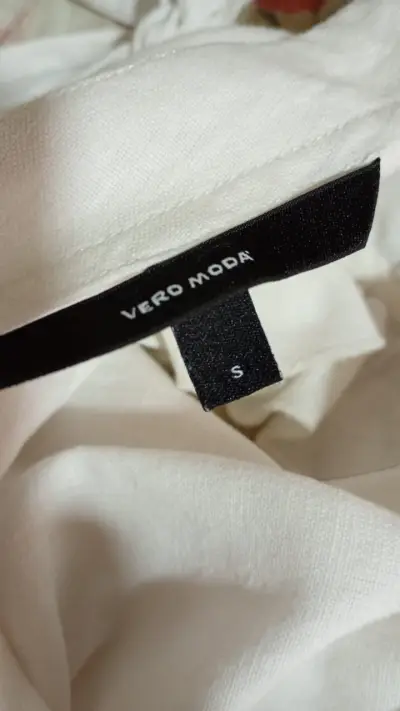 Blusa blanca sin mangas Vero Moda - miniatura 2