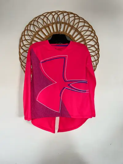 Polera deportiva manga larga Under Armour rosa - miniatura 1