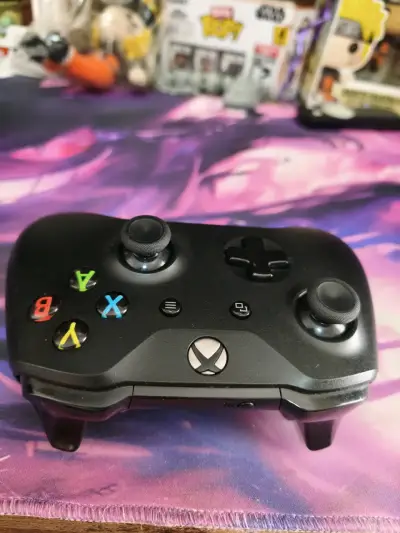 Control xbox one s - miniatura 4