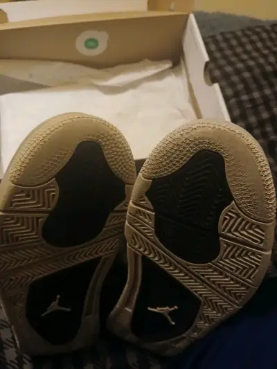 jordan retro 4 fear 7y - miniatura 4