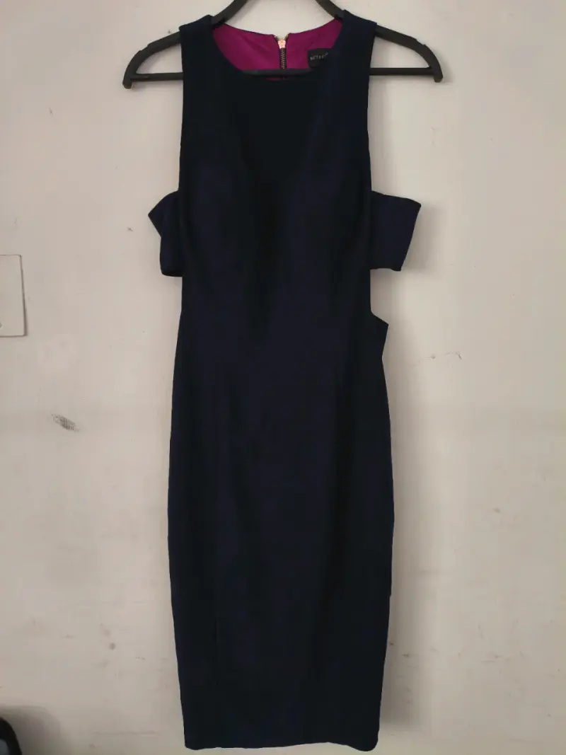 Vestido azul con cortes laterales - 2