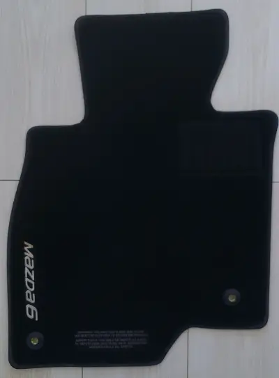 Alfombrillas pisos para auto Mazda 6 Originales - miniatura 1
