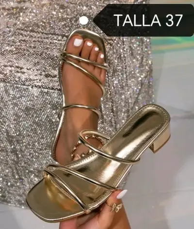 Zapatos planos negros con detalle dorado talla 38 - miniatura 4