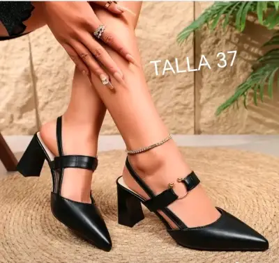 Zapatos planos negros con detalle dorado talla 38 - miniatura 6
