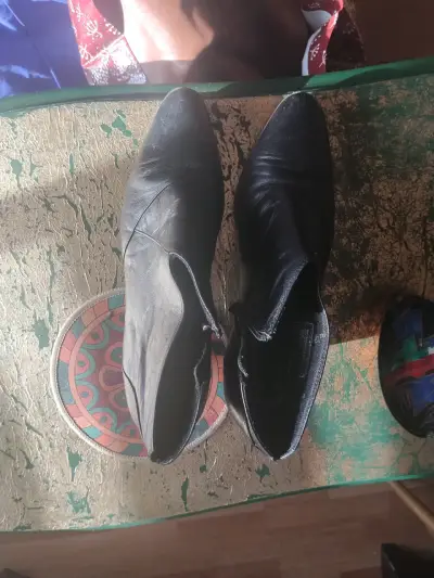 Botines de cuero negro para mujer talla 40 - miniatura 1