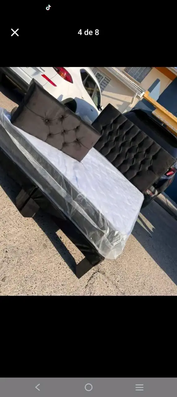 Cama matrimonial con cabecera y banqueta rosada - 5