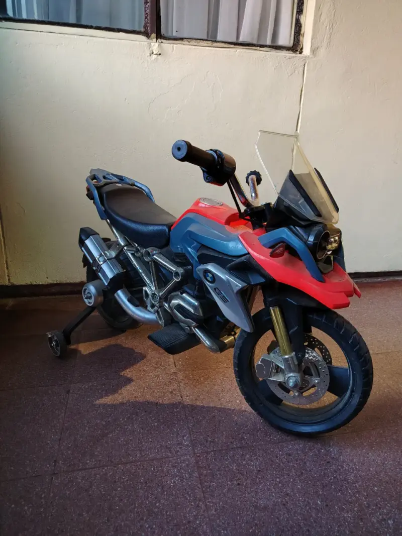 Moto eléctrica infantil BMW GS roja - 3