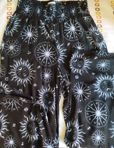Pantalones holgados  talla M - miniatura 1