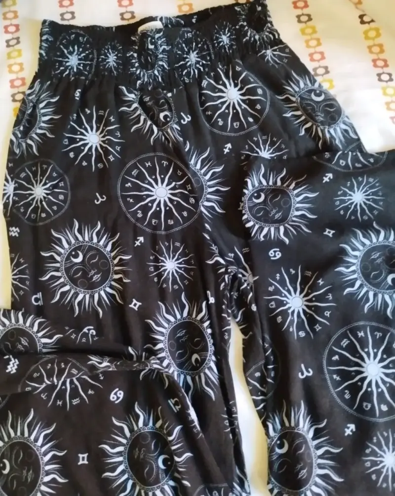 Pantalones holgados  talla M - 2