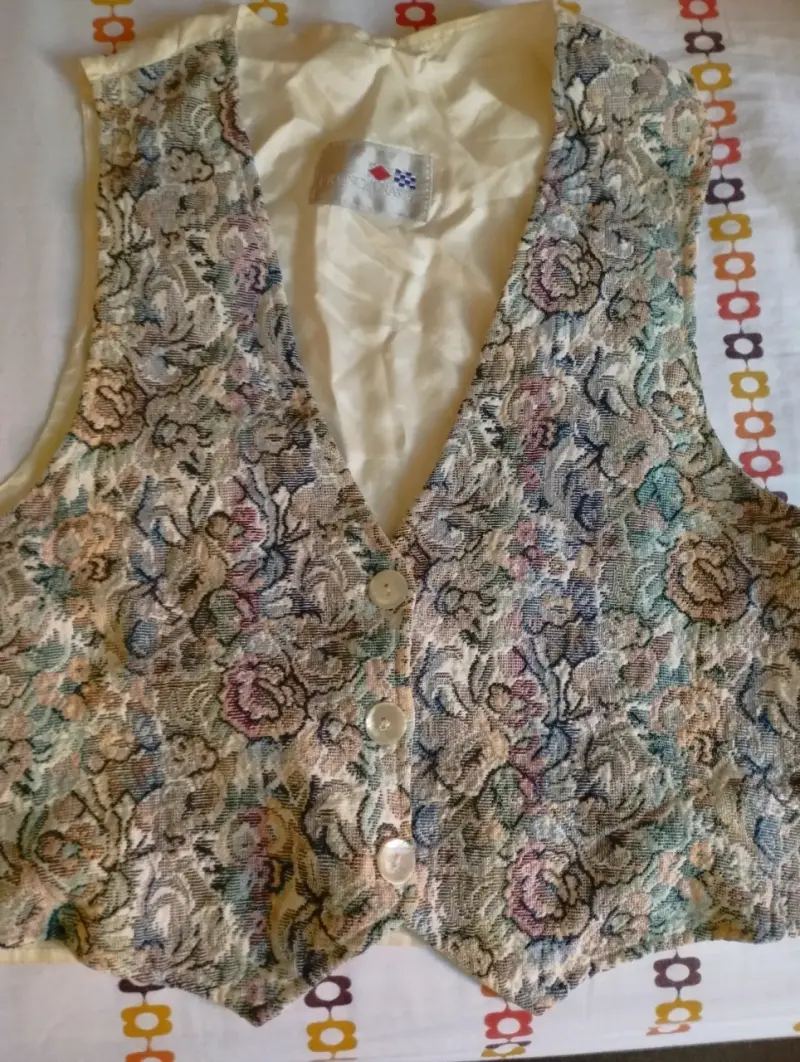 Chaleco de tapiz floral vintage - 2