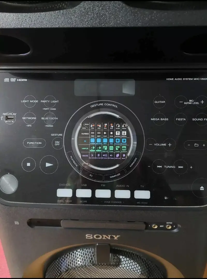 Parlante Sony de alta potencia con luces LED - 4