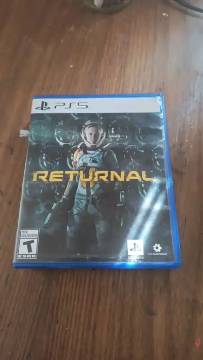 Juego PS5 Returnal en buen estado - miniatura 1