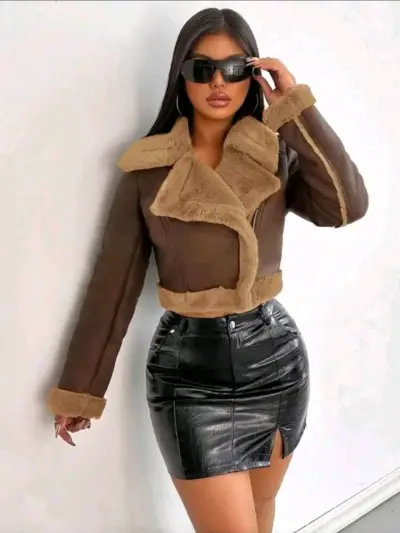 Chaqueta de cuero sintético con forro de piel - miniatura 1