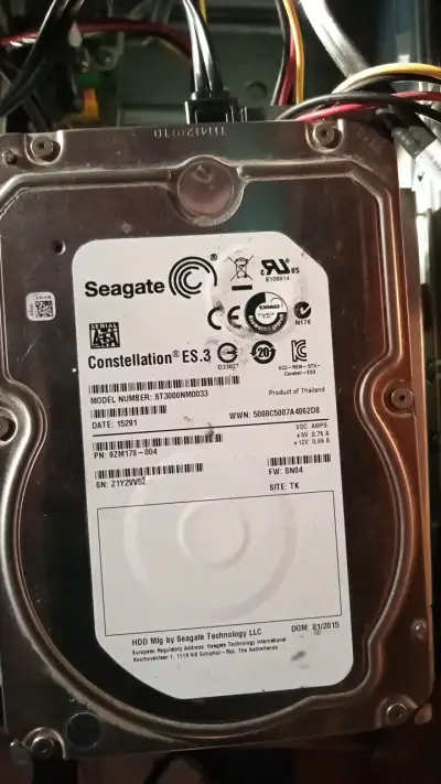 Disco Duro Seagate 3TB HDD - miniatura 1