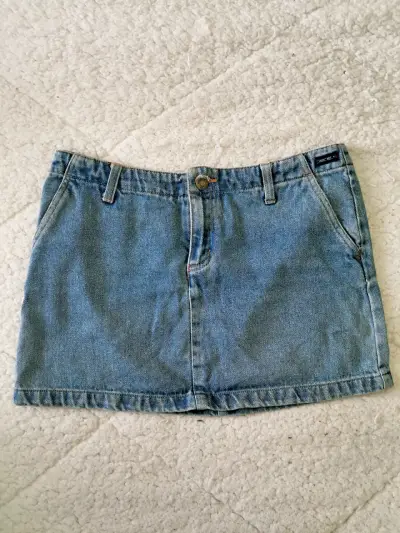 Falda de mezclilla azul para mujer - miniatura 1