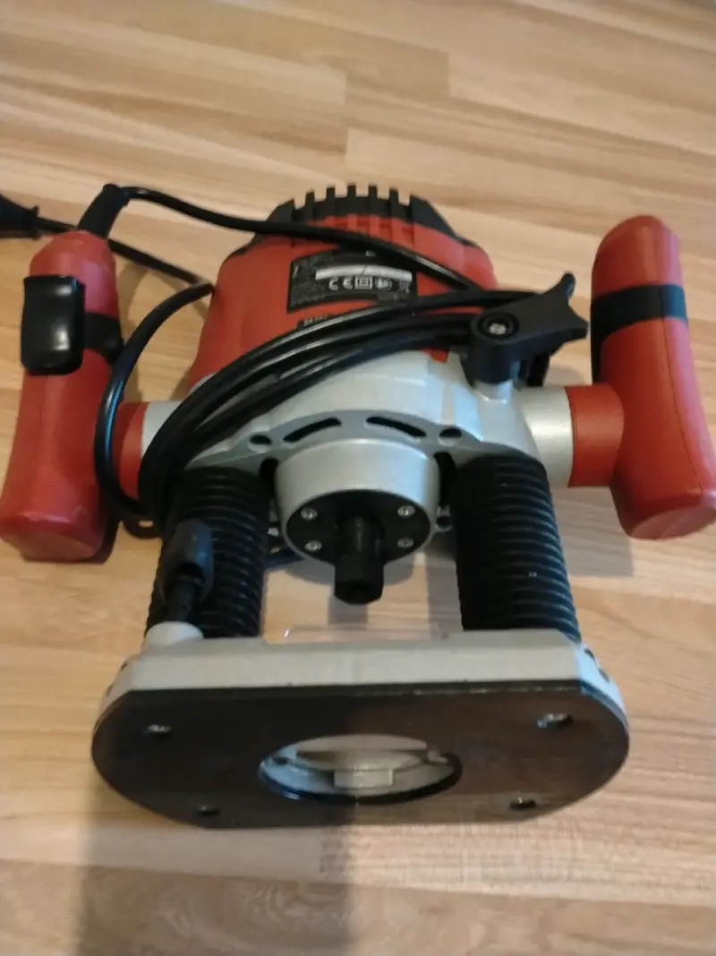 Fresadora eléctrica Einhell roja con cable - 3
