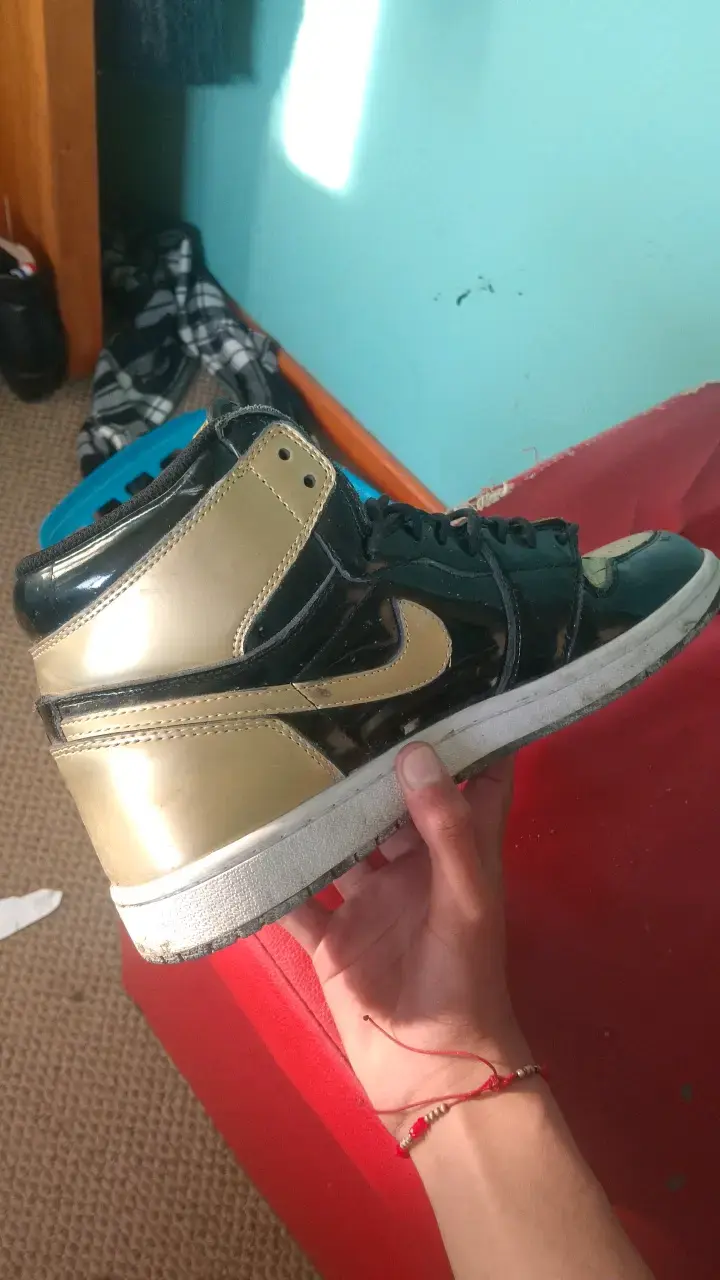 Zapatillas Air Jordan 1 Retro High OG doradas - 3
