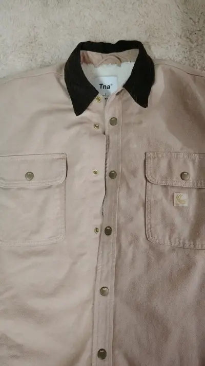 Chaqueta marca Tna con forro polar - miniatura 1